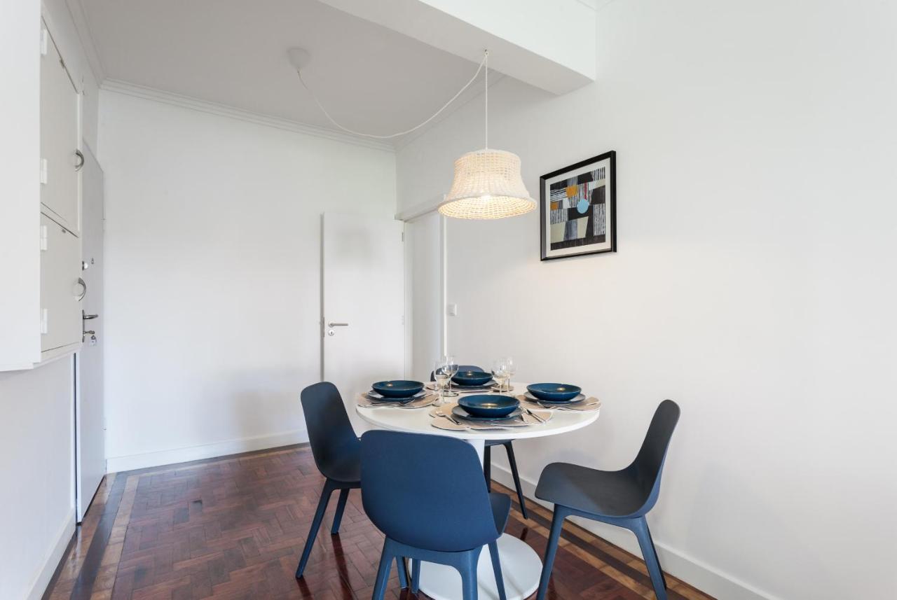 Flh Graca Charming Flat With Balcony Apartment Lisbon Luaran gambar